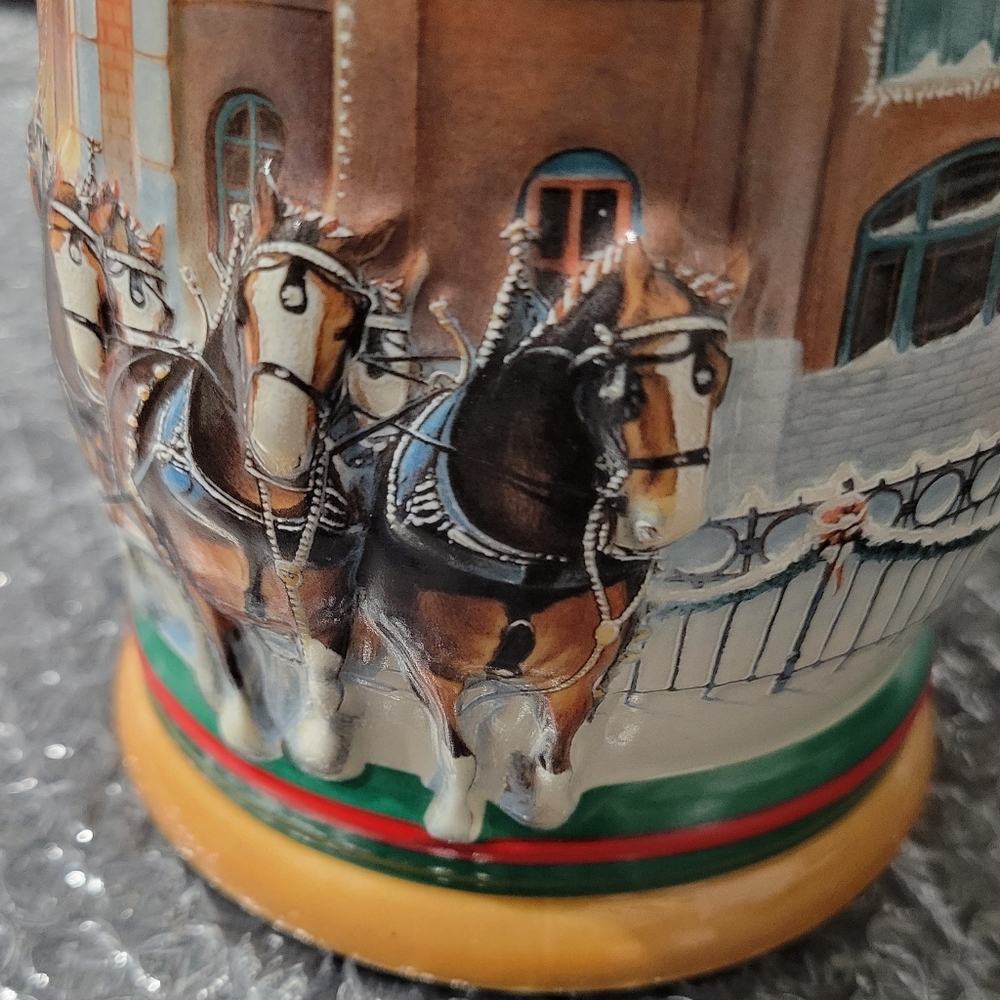 1997 Budweiser Clydesdales Stein HOME FOR THE HOLIDAYS Christmas Mug